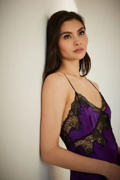 Natori Gowns-Lolita Lace Low Back Silk Gown