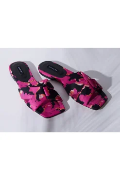 Natori Sandals-Vitta Taichou Slide Sandals